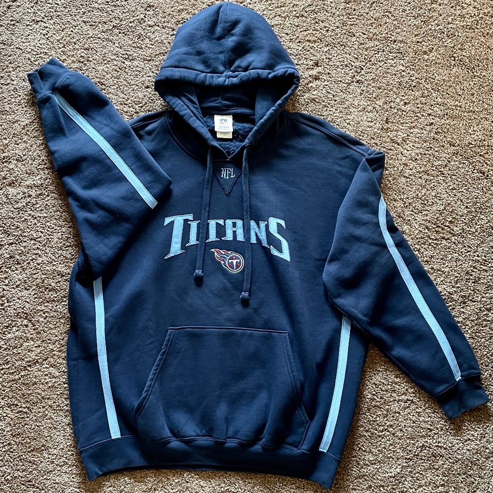 Tennessee Titans Hooded Sweatshirt